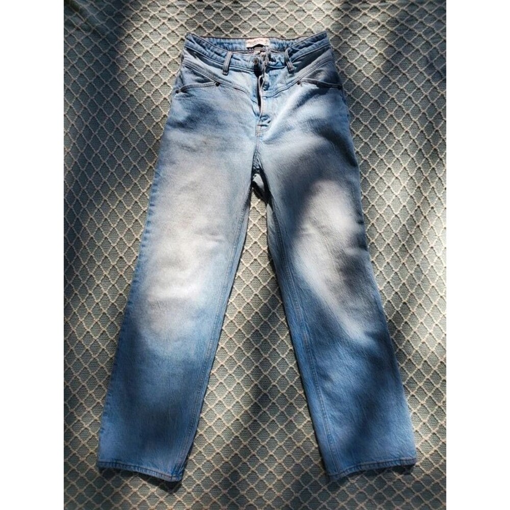 Abercrombie & Fitch 90s High Rise Relaxed Jean Size 28